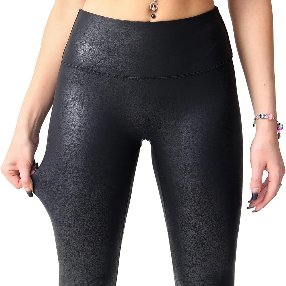Women’s Black Faux Leather Pants Size XL